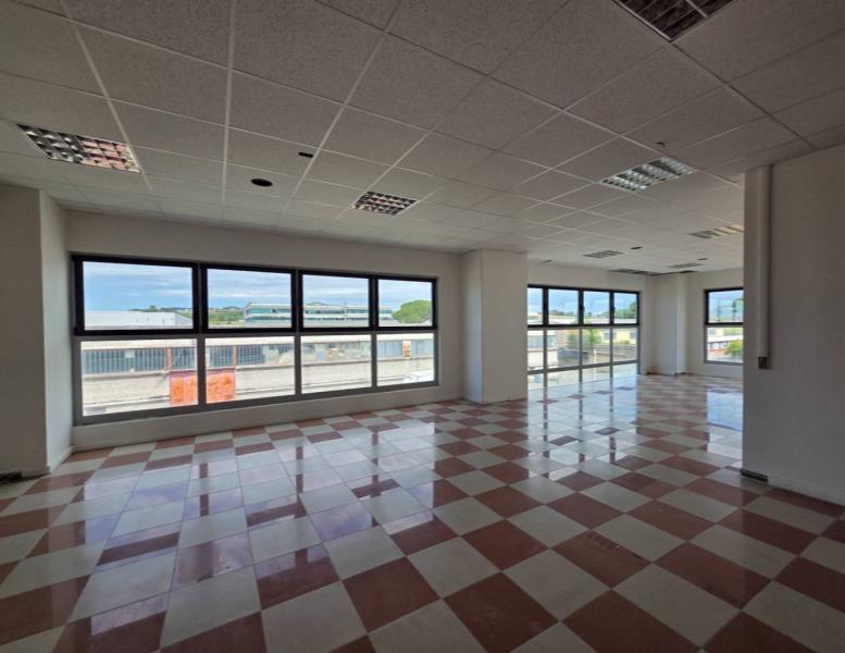 ufficio in affitto a Guidonia Montecelio in zona Guidonia