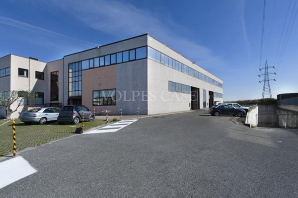 capannone in affitto a Guidonia Montecelio