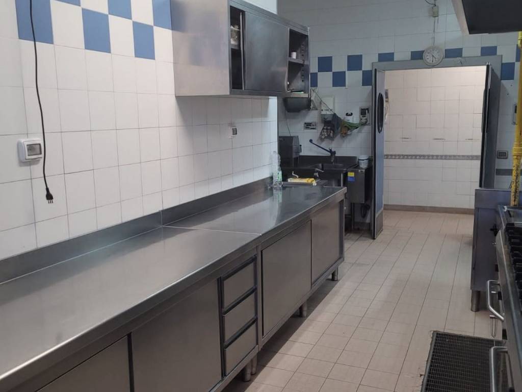 locale commerciale in affitto a Guidonia Montecelio in zona Setteville