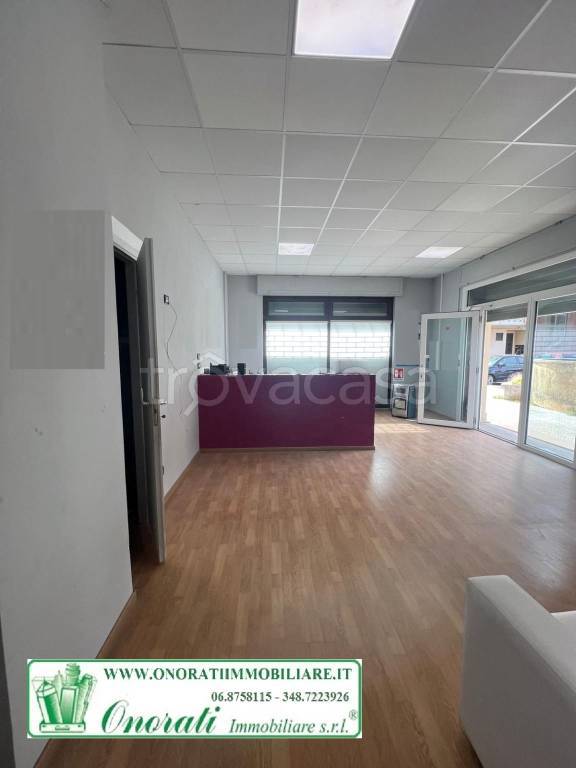 ufficio in affitto a Guidonia Montecelio