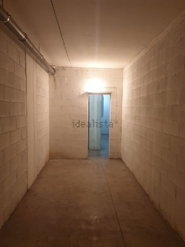 locale di sgombero in affitto a Guidonia Montecelio in zona Guidonia