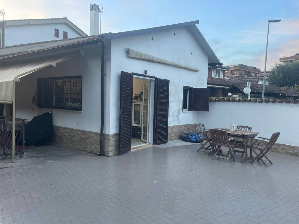 appartamento in affitto a Guidonia Montecelio in zona Colleverde