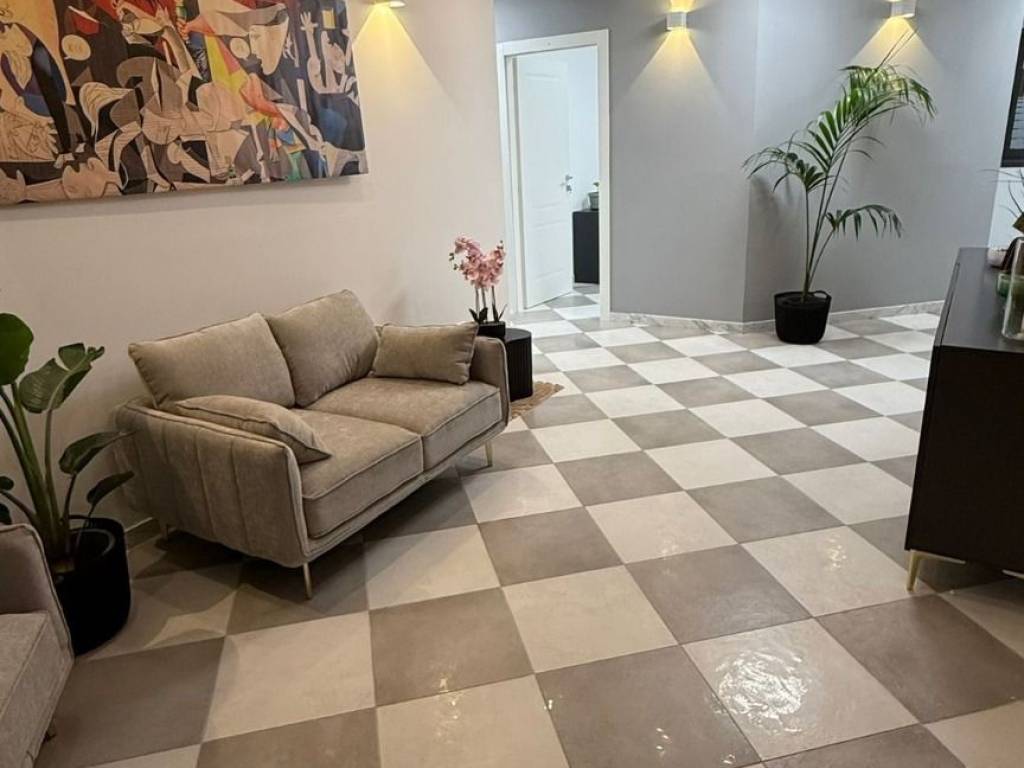 ufficio in affitto a Guidonia Montecelio in zona Guidonia