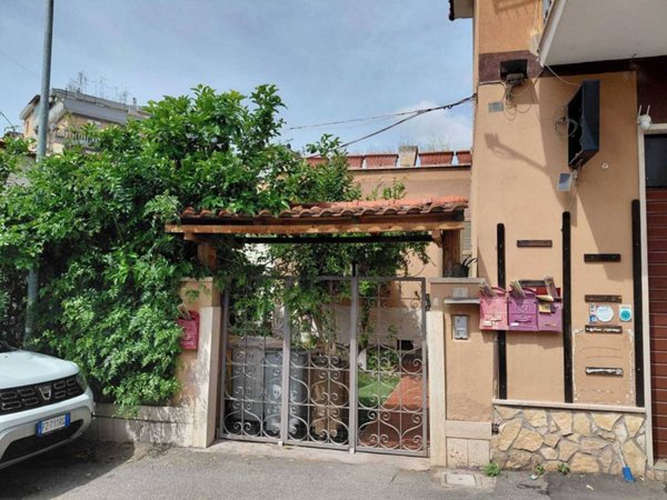 appartamento in affitto a Guidonia Montecelio in zona Villanova
