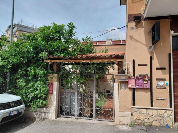 appartamento in affitto a Guidonia Montecelio in zona Villanova