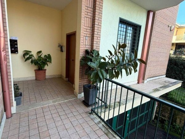 ufficio in affitto a Guidonia Montecelio
