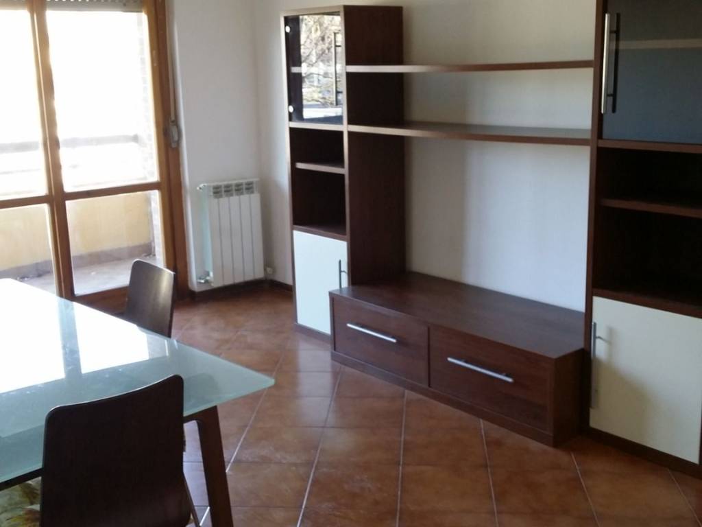 appartamento in affitto a Guidonia Montecelio in zona Villanova