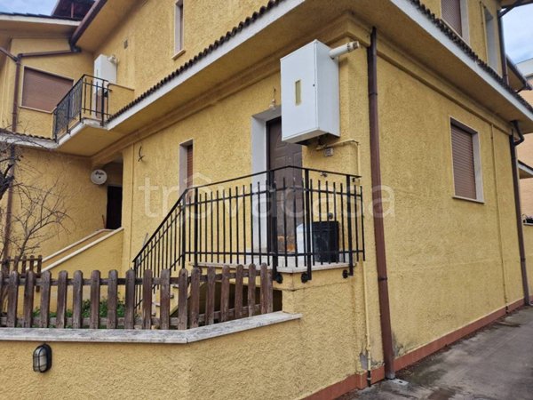 appartamento in affitto a Guidonia Montecelio in zona Villanova