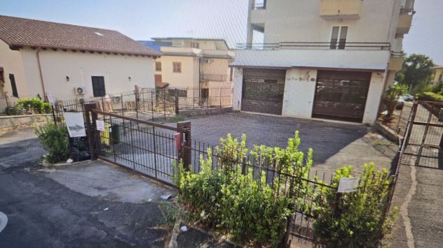 negozio in affitto a Guidonia Montecelio