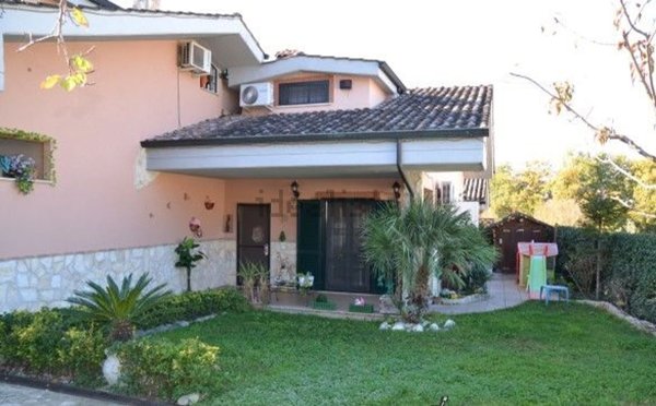 appartamento in affitto a Guidonia Montecelio in zona Marco Simone