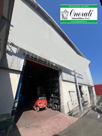 negozio in affitto a Guidonia Montecelio in zona Guidonia