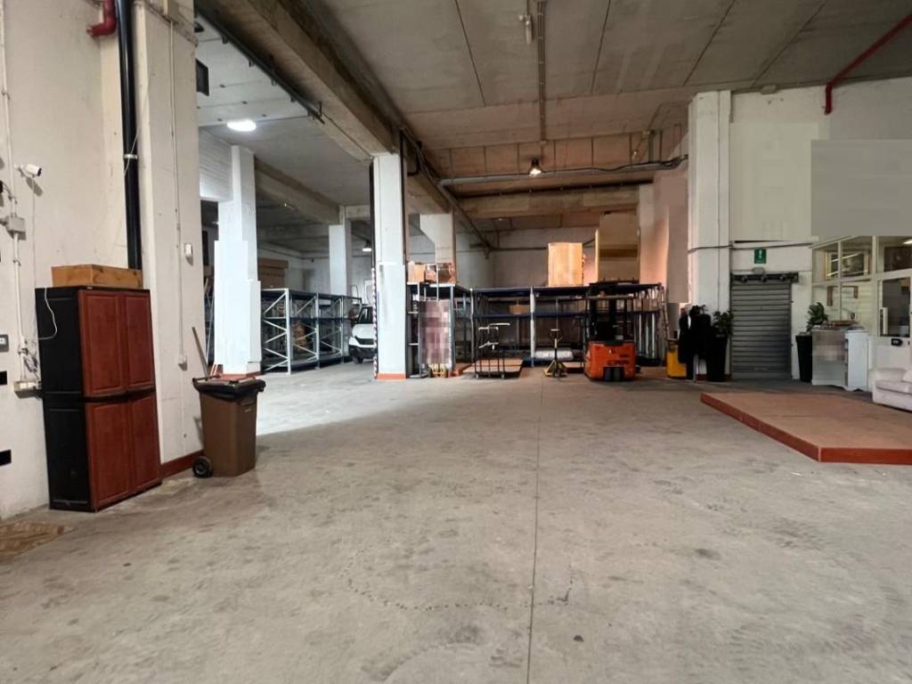 locale commerciale in affitto a Guidonia Montecelio in zona Montecelio