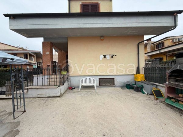 casa indipendente in affitto a Guidonia Montecelio in zona Marco Simone