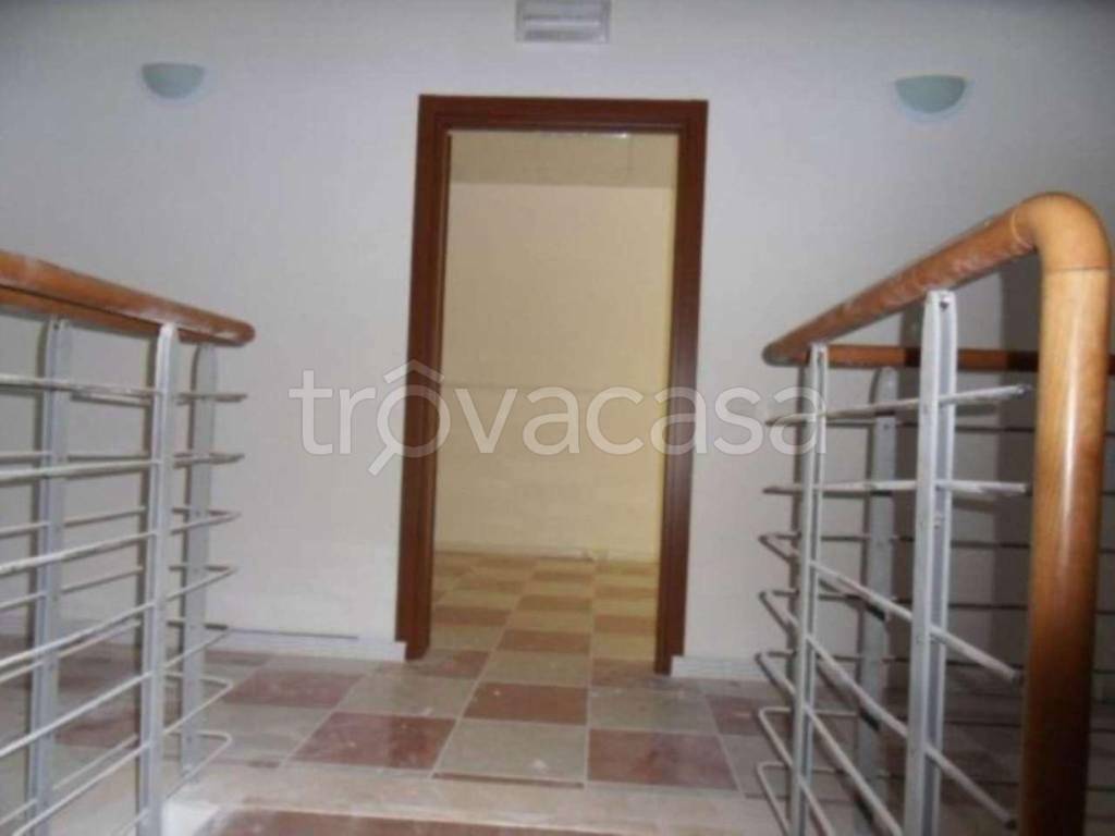 ufficio in affitto a Guidonia Montecelio