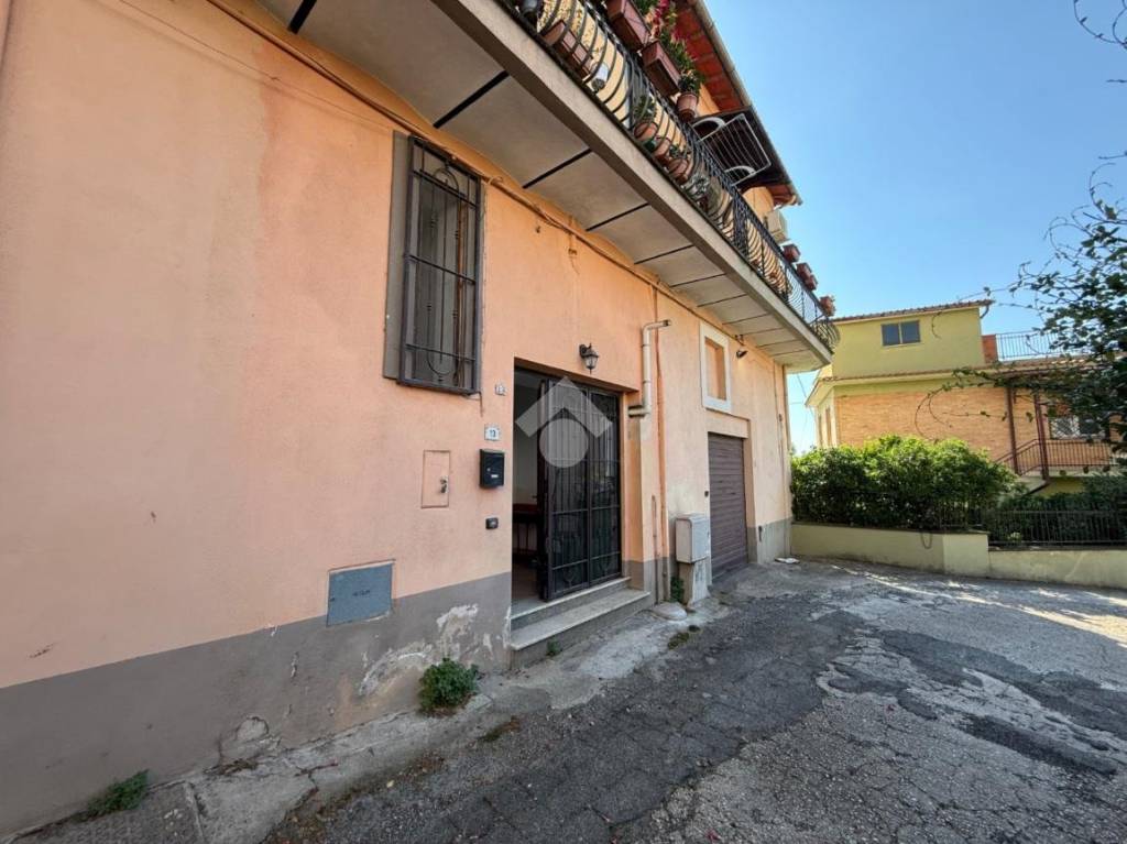 appartamento in affitto a Lanuvio