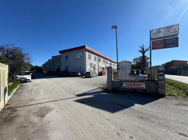 ufficio in affitto a Lanuvio