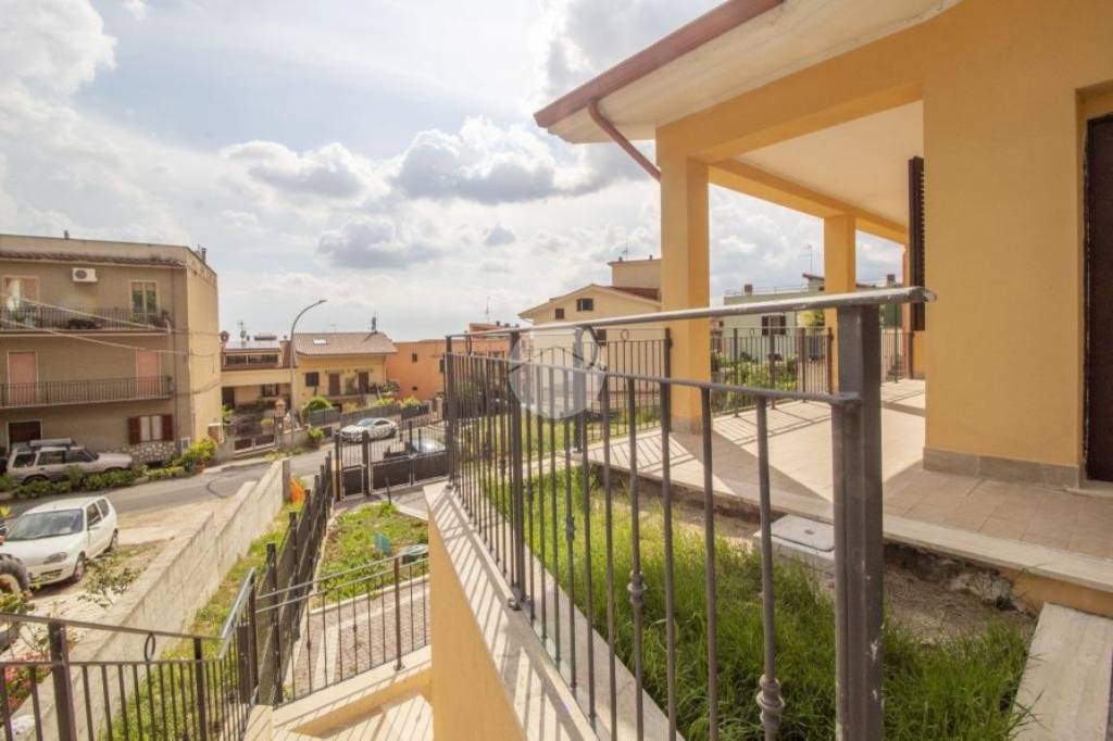 casa indipendente in affitto a Marcellina