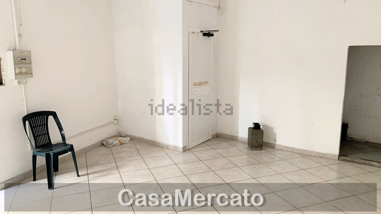 locale commerciale in affitto a Marino