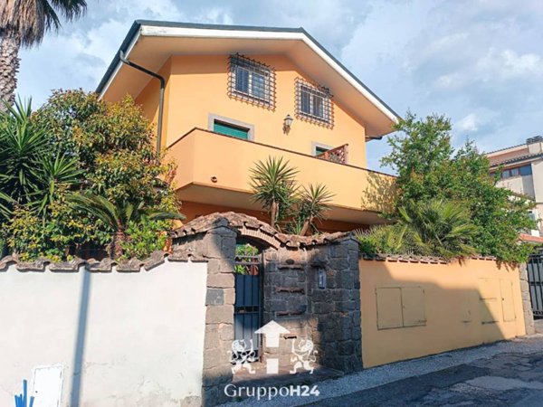 appartamento in affitto a Marino in zona Poggio delle Mole