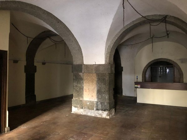 locale commerciale in affitto a Marino