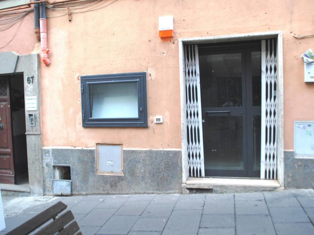 negozio in affitto a Marino