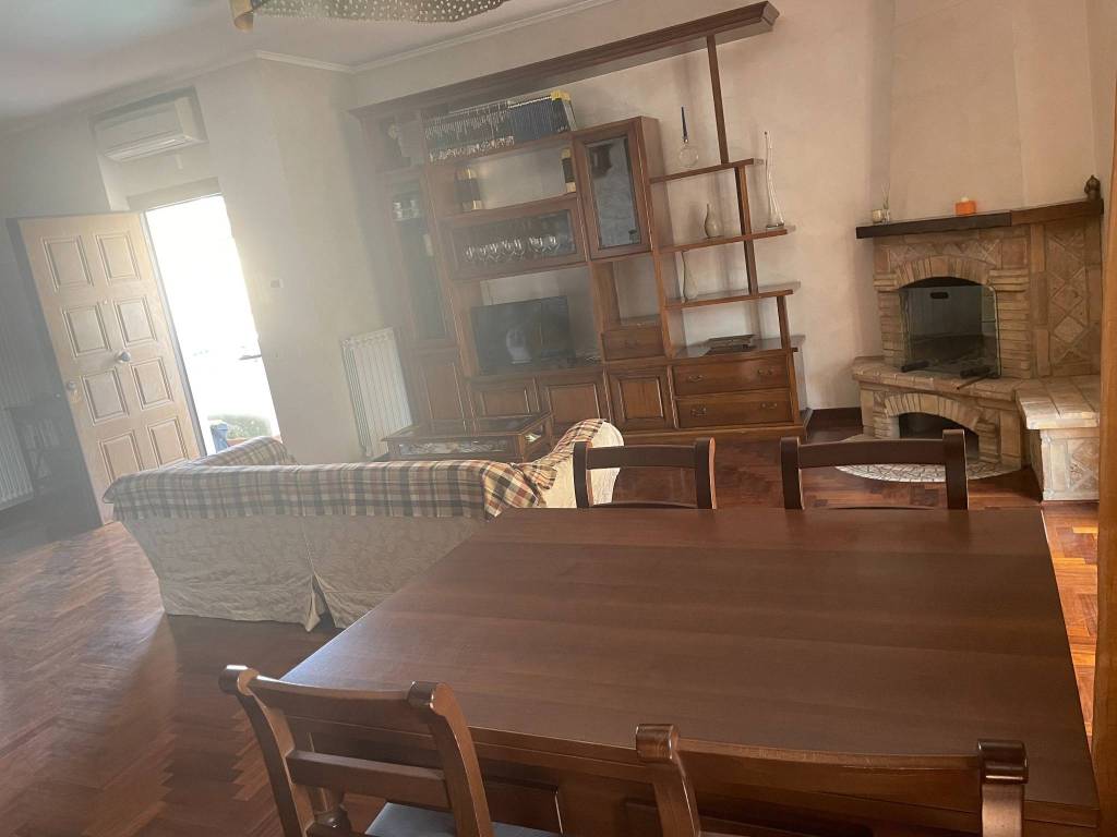 appartamento in affitto a Marino in zona Frattocchie