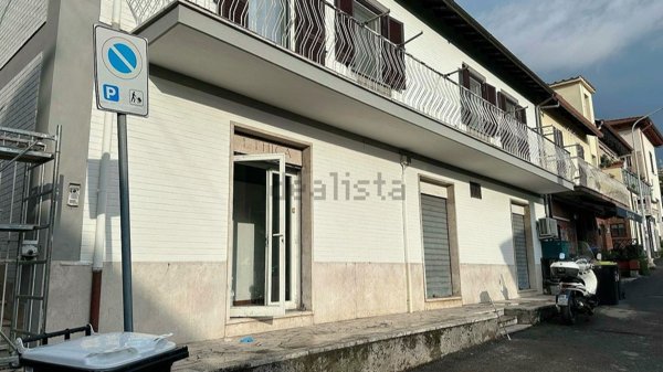 locale commerciale in affitto a Marino in zona Castelluccia