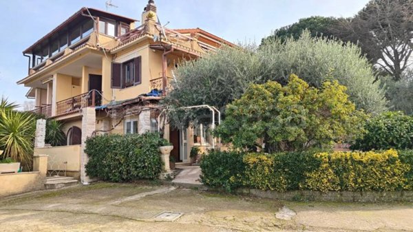 appartamento in affitto a Marino in zona Due Santi