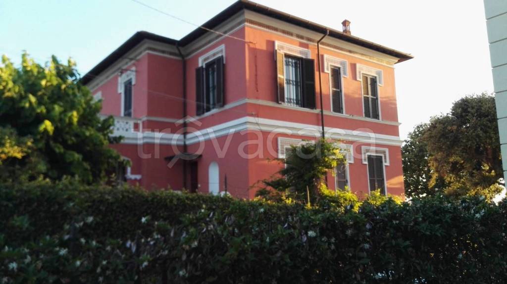 casa indipendente in affitto a Marino in zona Due Santi