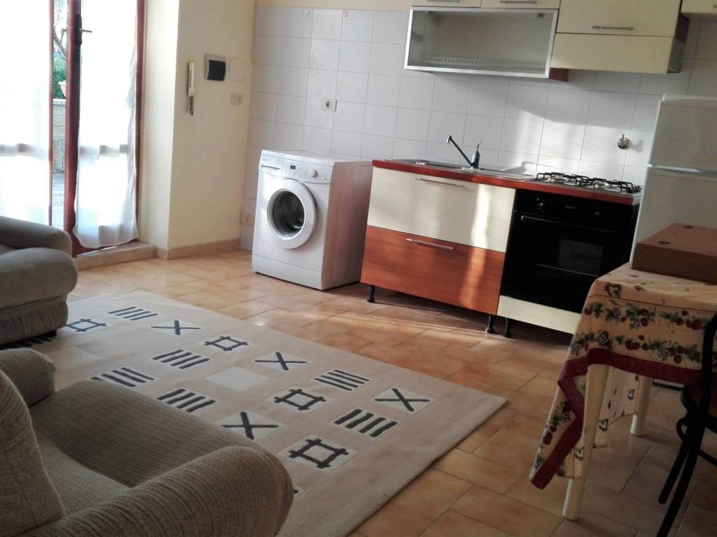 appartamento in affitto a Marino in zona Cava dei Selci