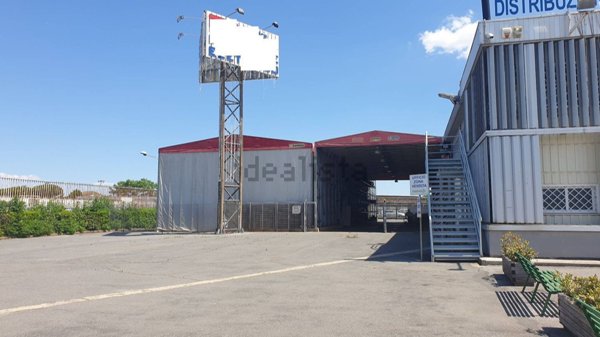 capannone in affitto a Marino