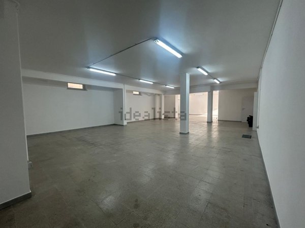 ufficio in affitto a Marino in zona Poggio delle Mole