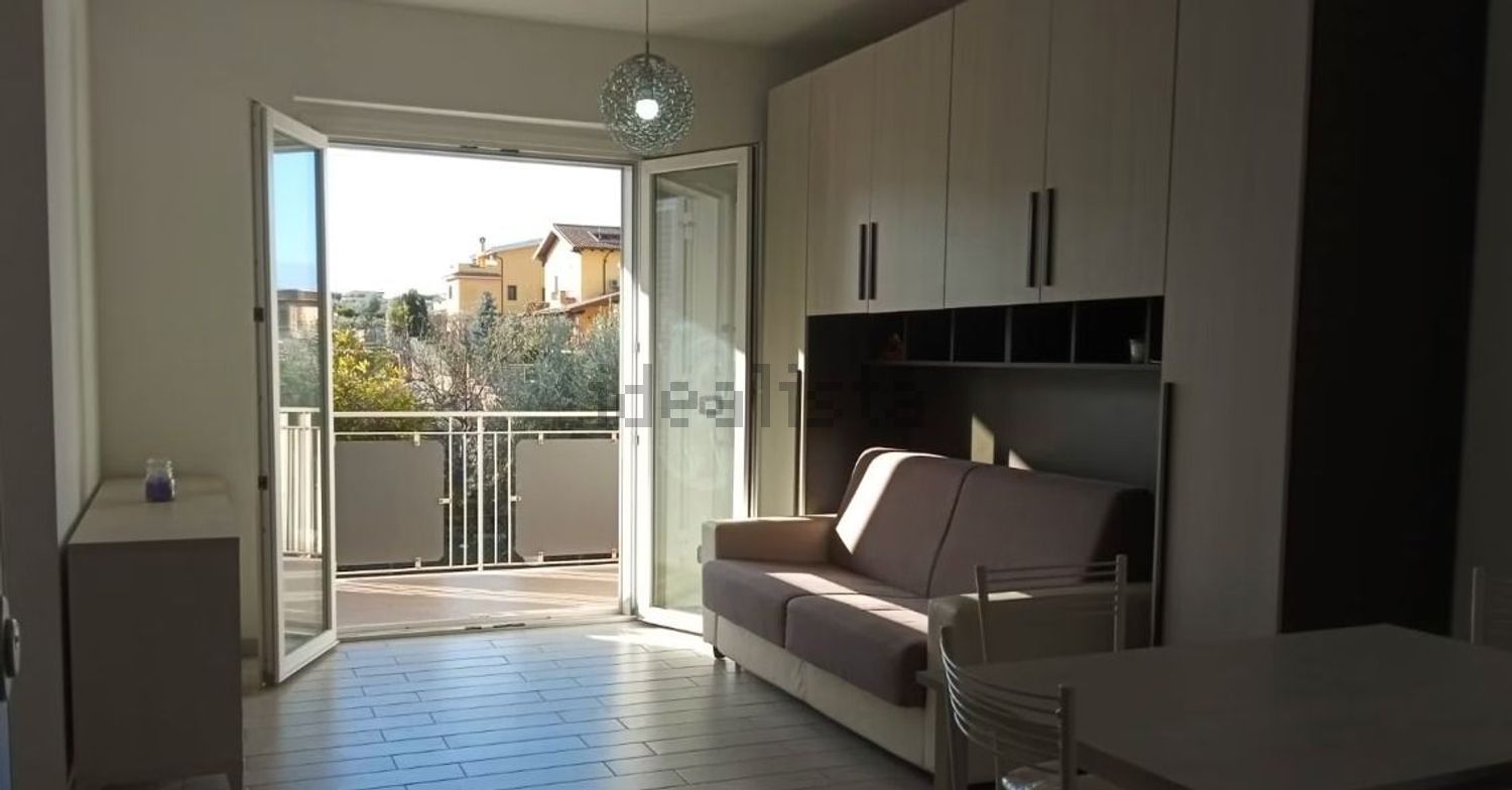 appartamento in affitto a Marino in zona Santa Maria delle Mole