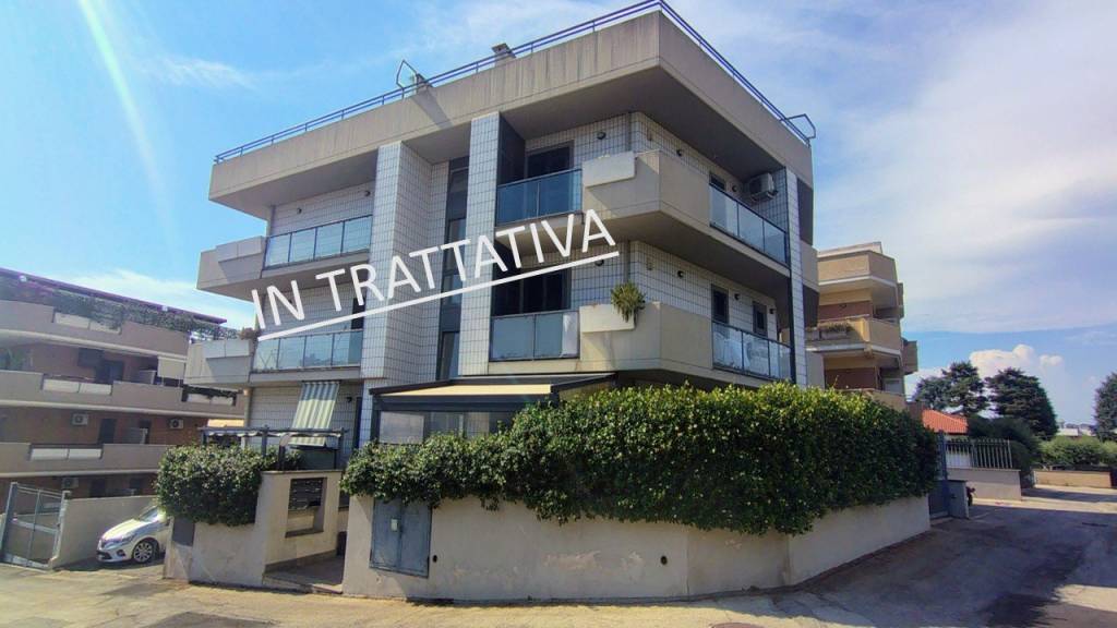appartamento in affitto a Marino in zona Frattocchie