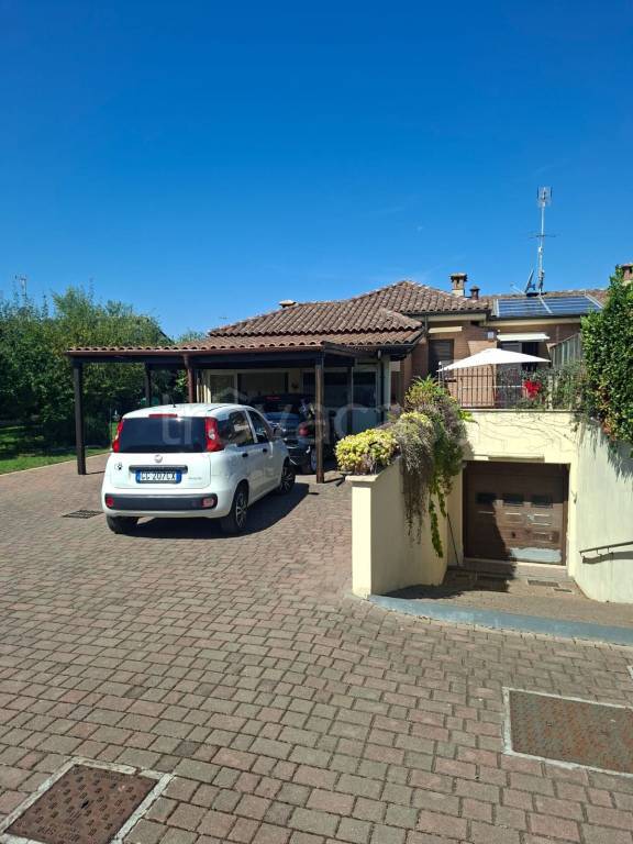 appartamento in affitto a Marino in zona Frattocchie