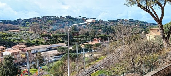 appartamento in affitto a Marino