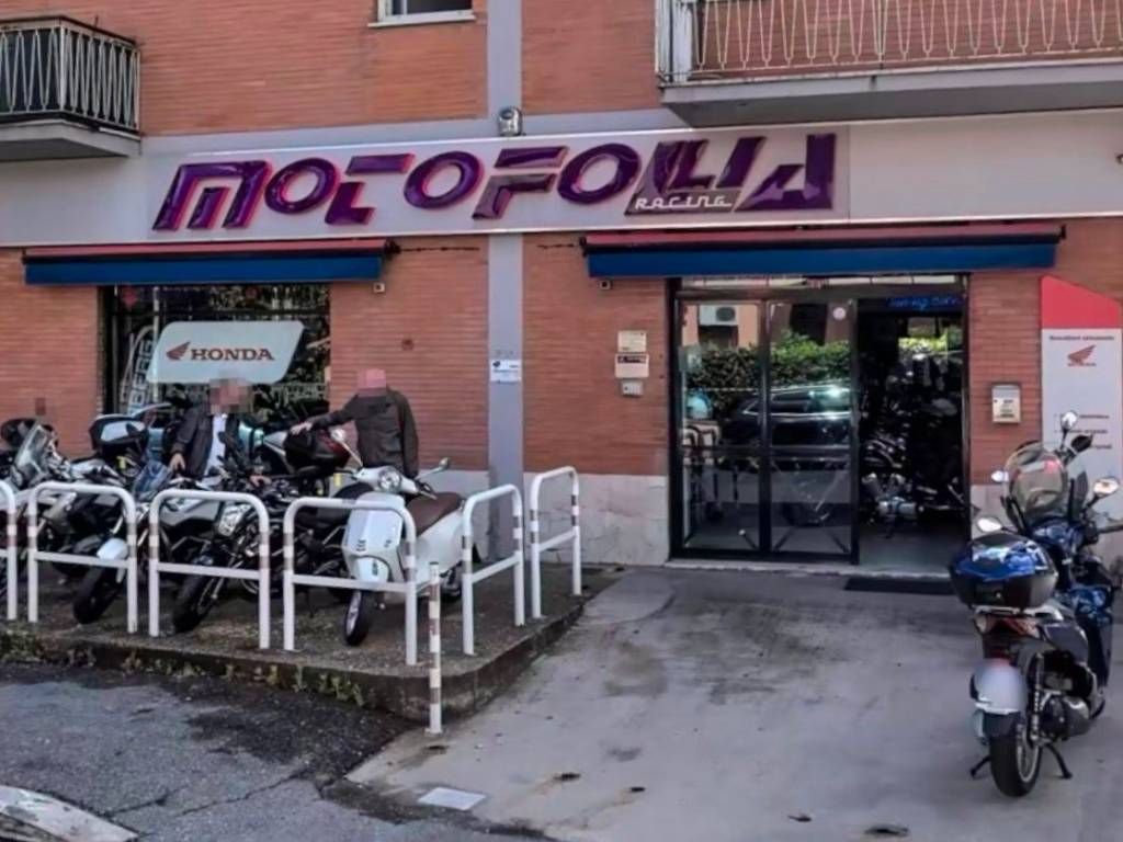 locale commerciale in affitto a Marino in zona Santa Maria delle Mole