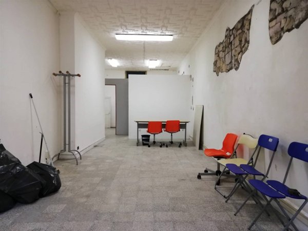 locale commerciale in affitto a Mentana
