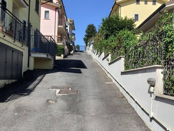 appartamento in affitto a Mentana