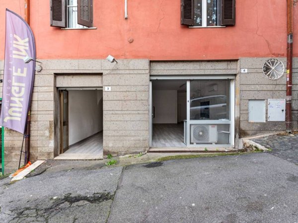 negozio in affitto a Mentana