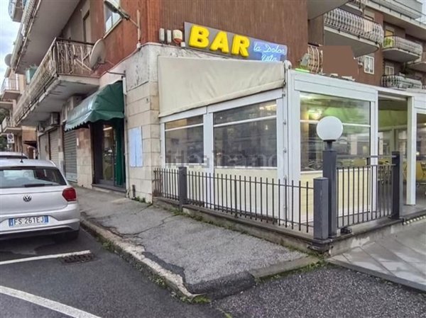 negozio in affitto a Monte Compatri