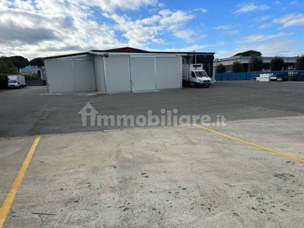 locale commerciale in affitto a Monte Compatri