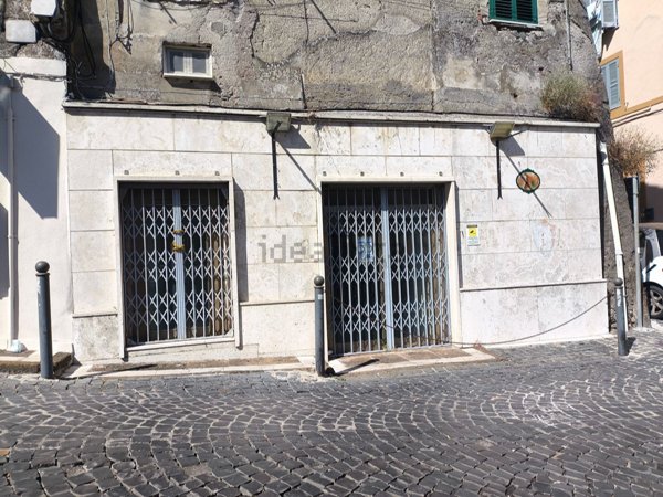 locale commerciale in affitto a Monte Compatri