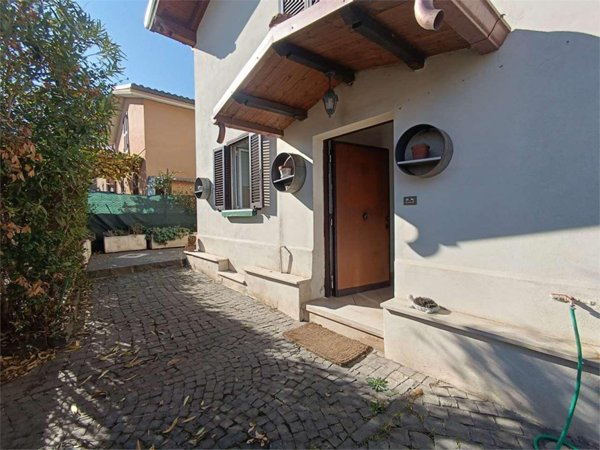 appartamento in affitto a Monte Compatri in zona Laghetto