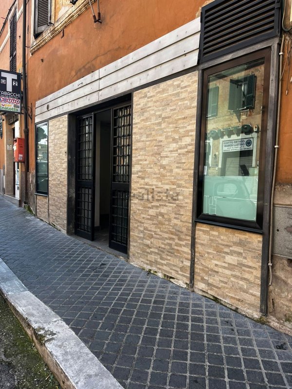 ufficio in affitto a Monte Compatri