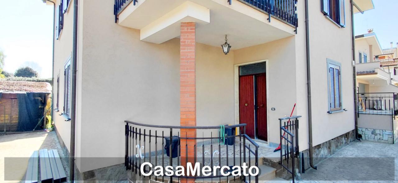 pentavano in affitto a Monte Compatri in zona Molara