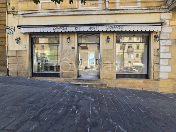 negozio in affitto a Monte Compatri