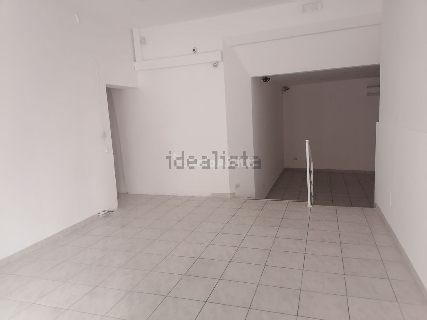 locale commerciale in affitto a Monte Porzio Catone