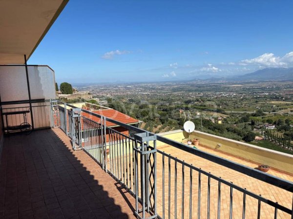 appartamento in affitto a Monte Porzio Catone in zona Pilozzo