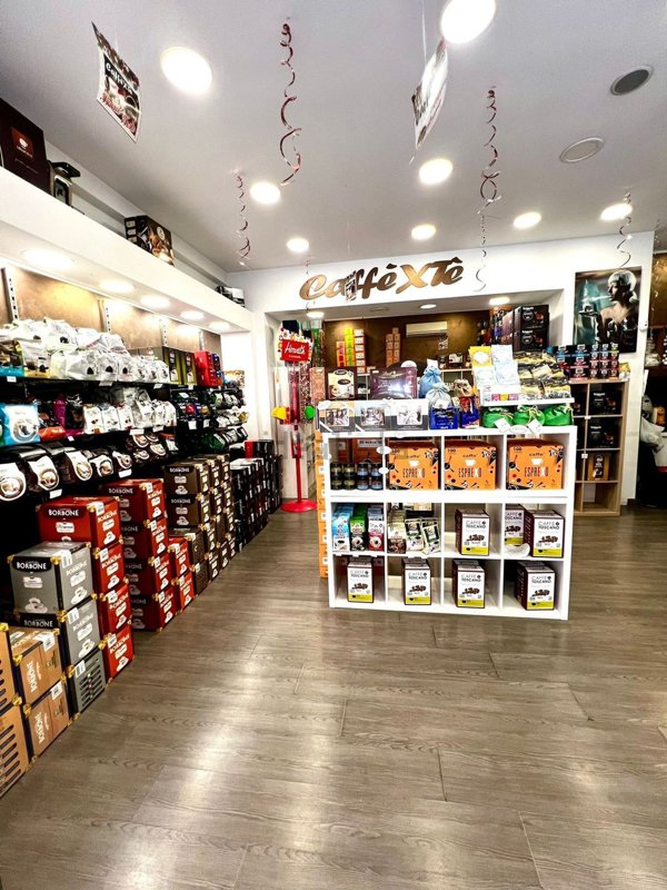 locale commerciale in affitto a Monterotondo